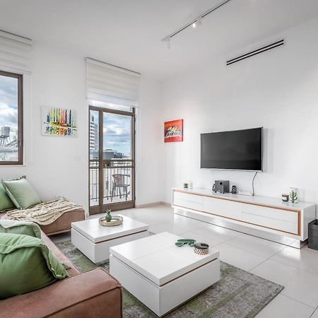 Modern & Bright 3 Bdr Close To The Beach Тел Авив Екстериор снимка
